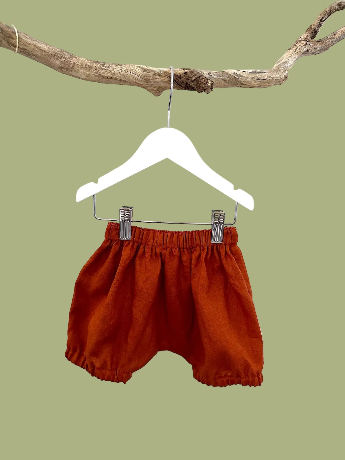 Arlo baby shorts paprika linen