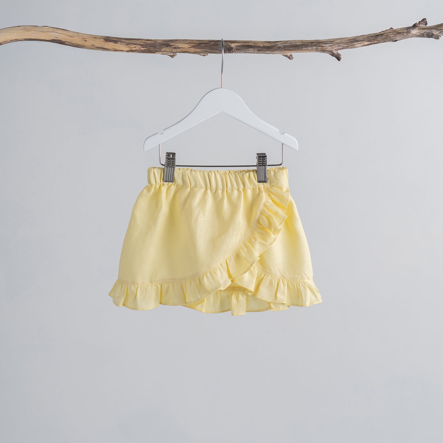 Girls ruffle Lemon linen skirt front