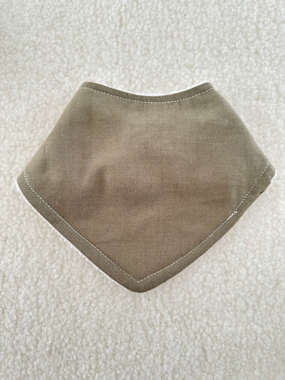 Bandana bib Olive linen