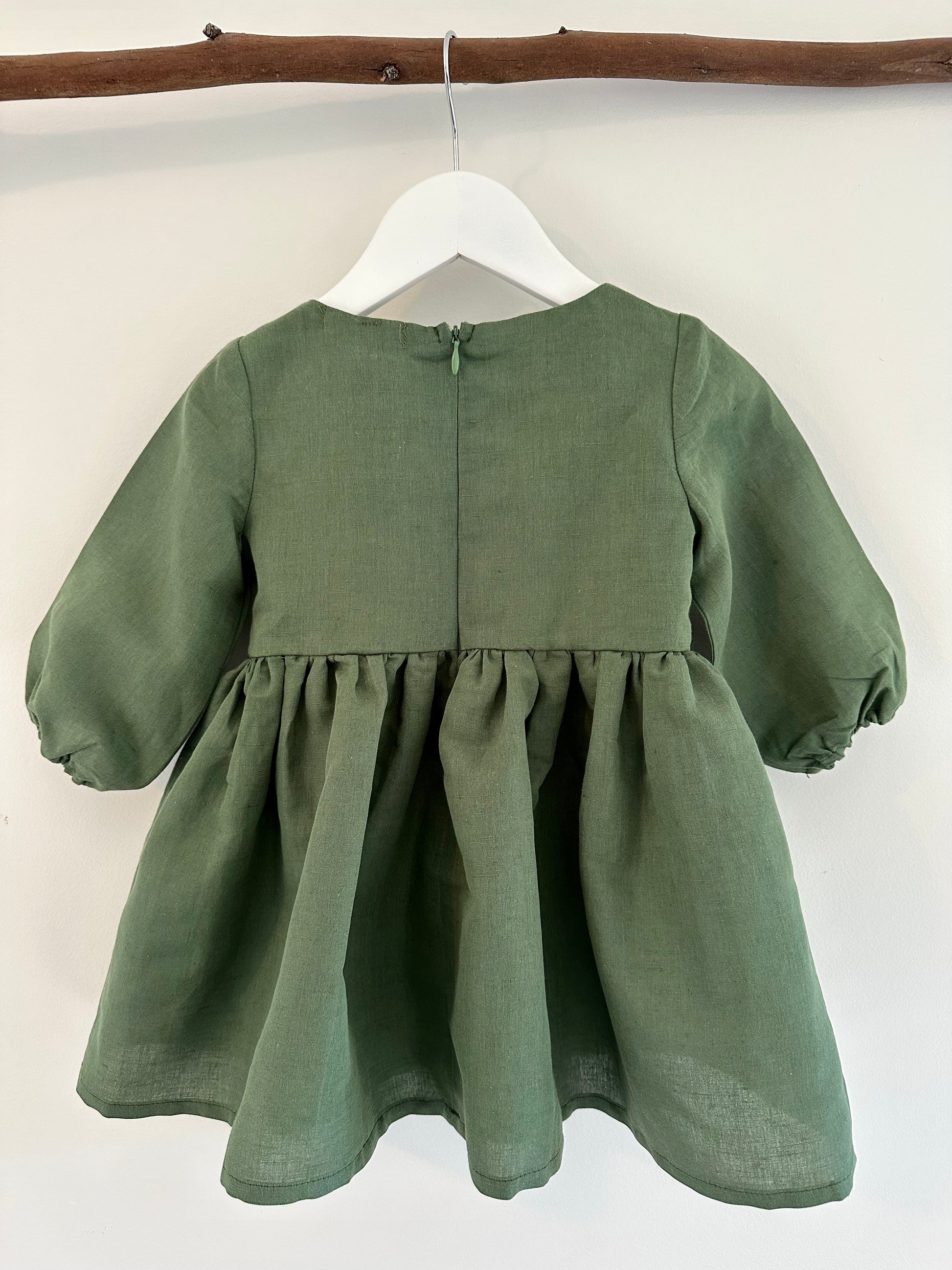 Sophie linen dress Kale back