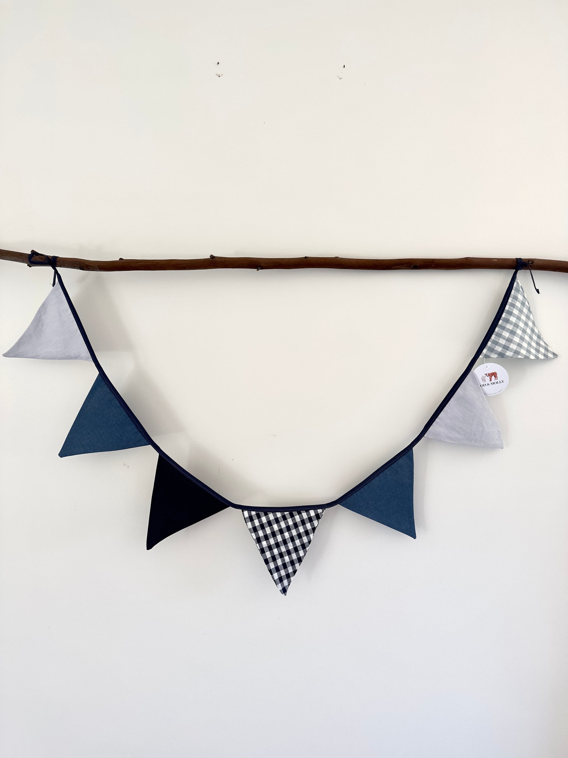 Bailey linen bunting