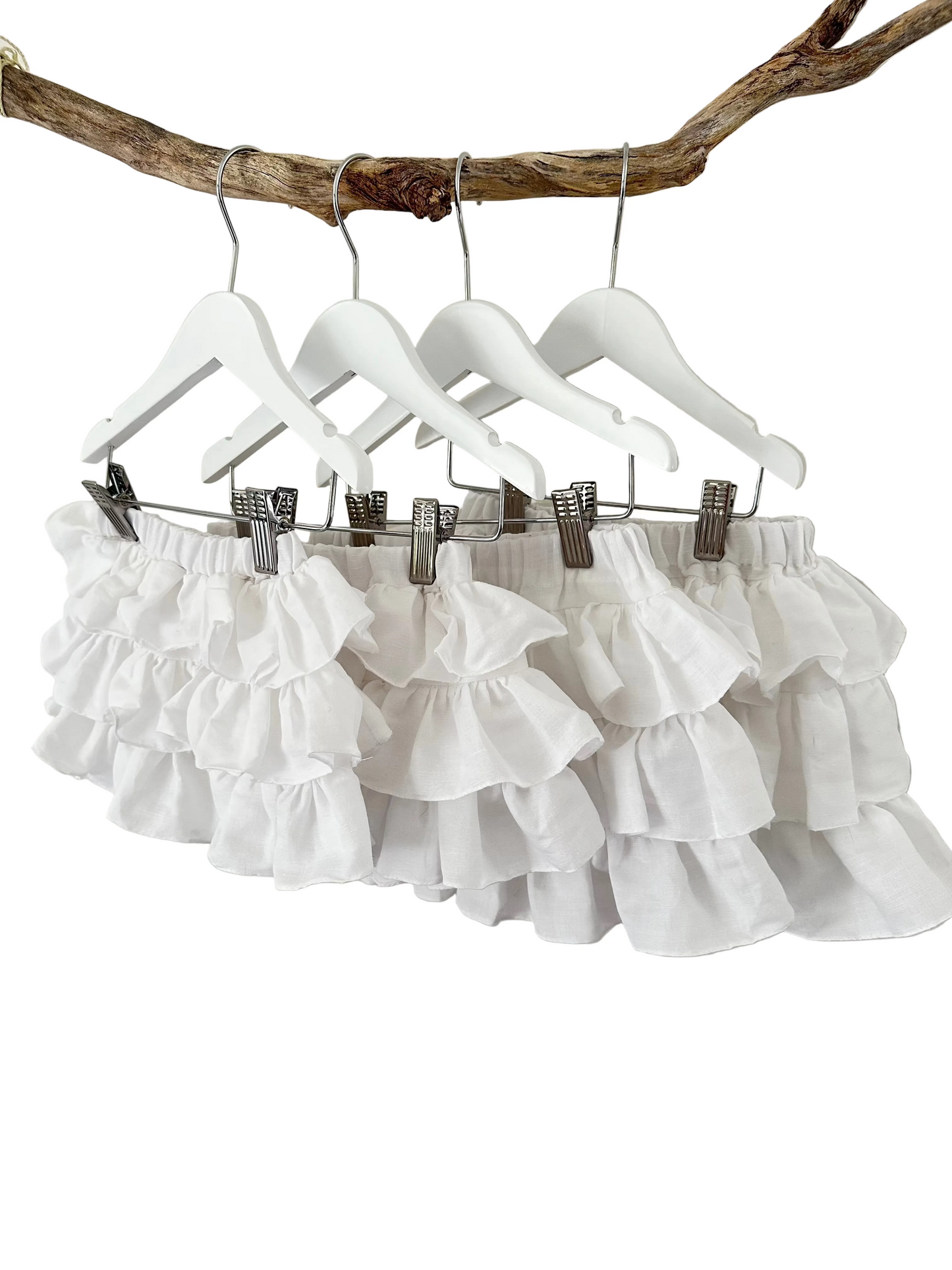 Lucy ruffled skirt white