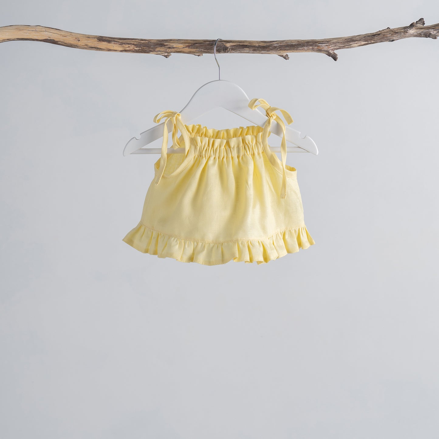 Milla Baby top in lemon linen front